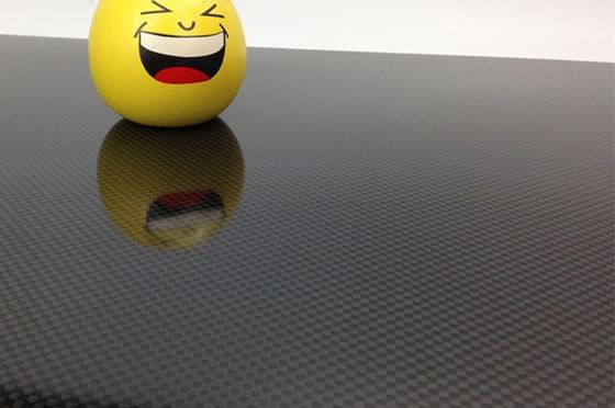 600*1000mm High Strength 3K Plain Glossy Carbon Fiber Sheet